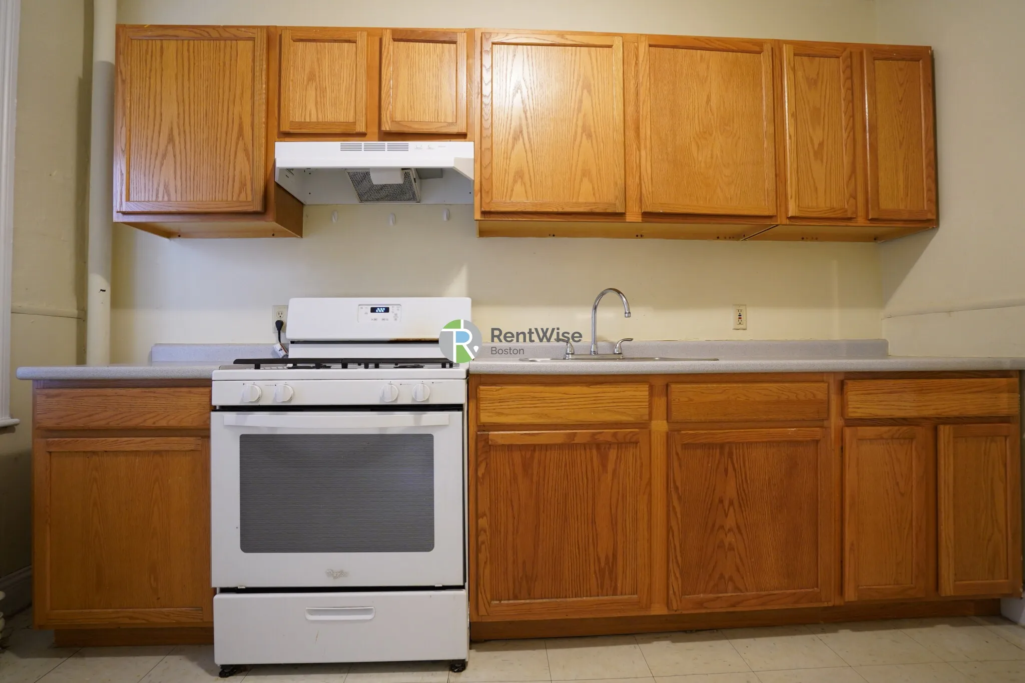 41 Chestnut Hill Ave, Brighton