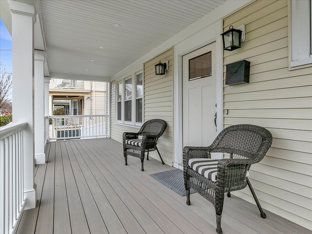 2031 Commonwealth Ave, Newton