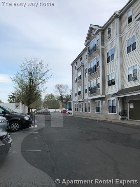 3 Kent Ct, Porter Square