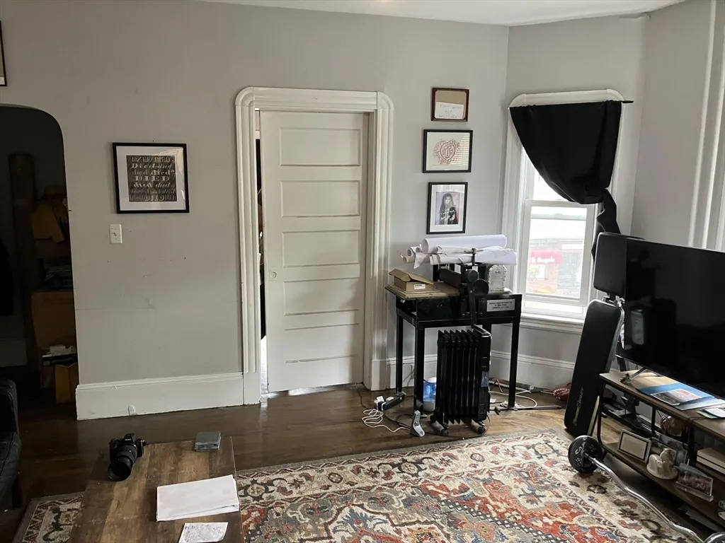 1109 Broadway, Teele Square