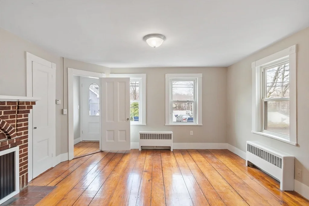 20 School St, Jackson Square