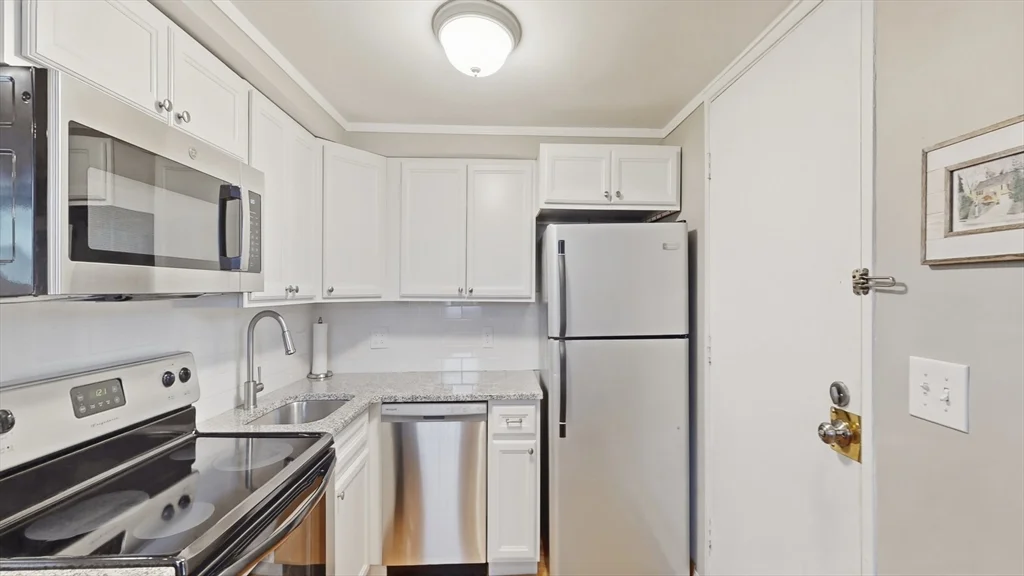 130 G St, South Boston