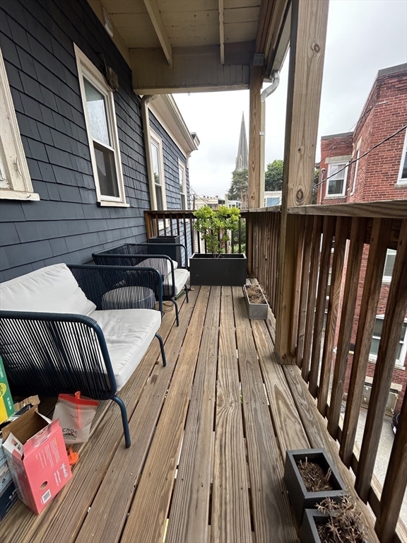 609 Centre St, Jamaica Plain