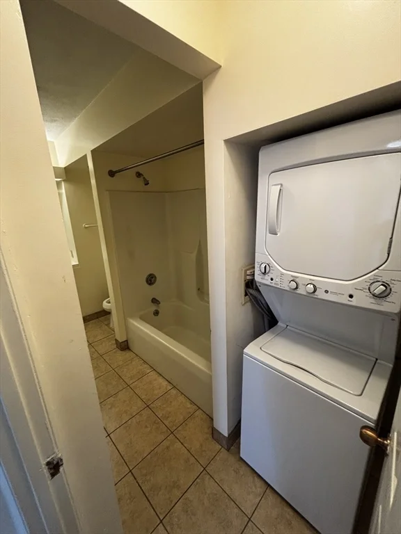 1010 Middle, Weymouth