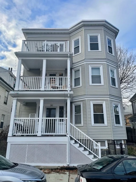 30 Tuttle St, Dorchester