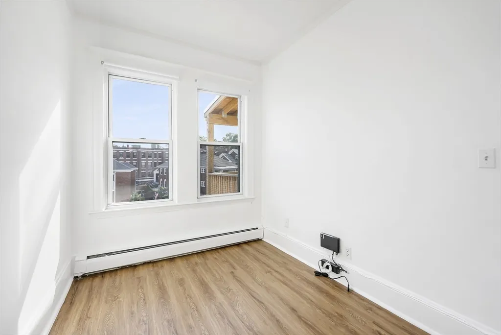 1730 Commonwealth Ave, Brighton