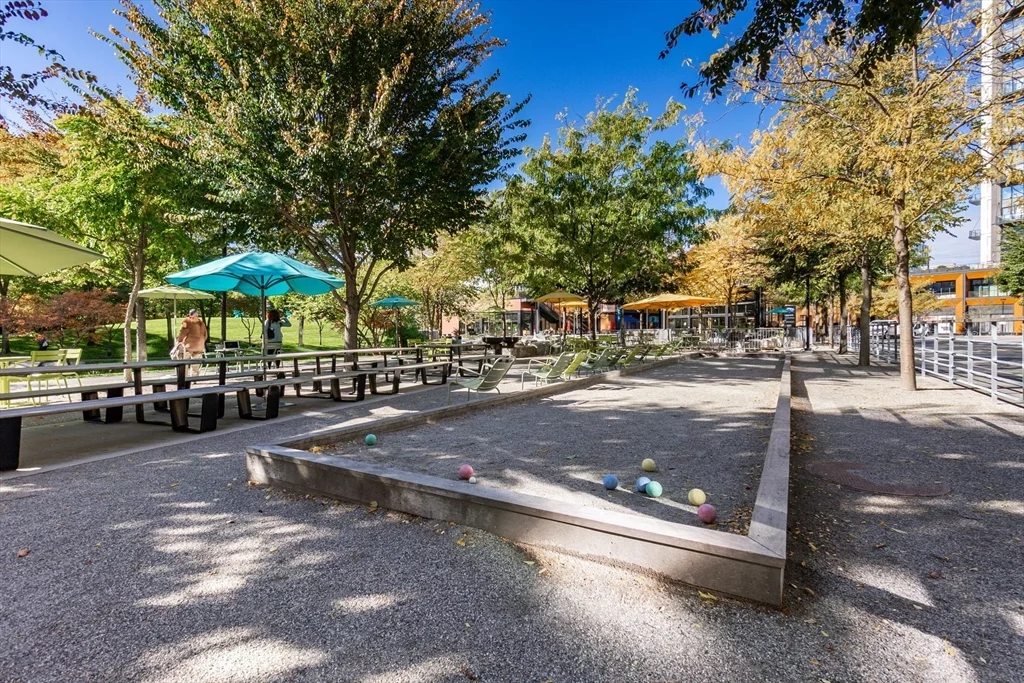 10 Museum Way, East Cambridge