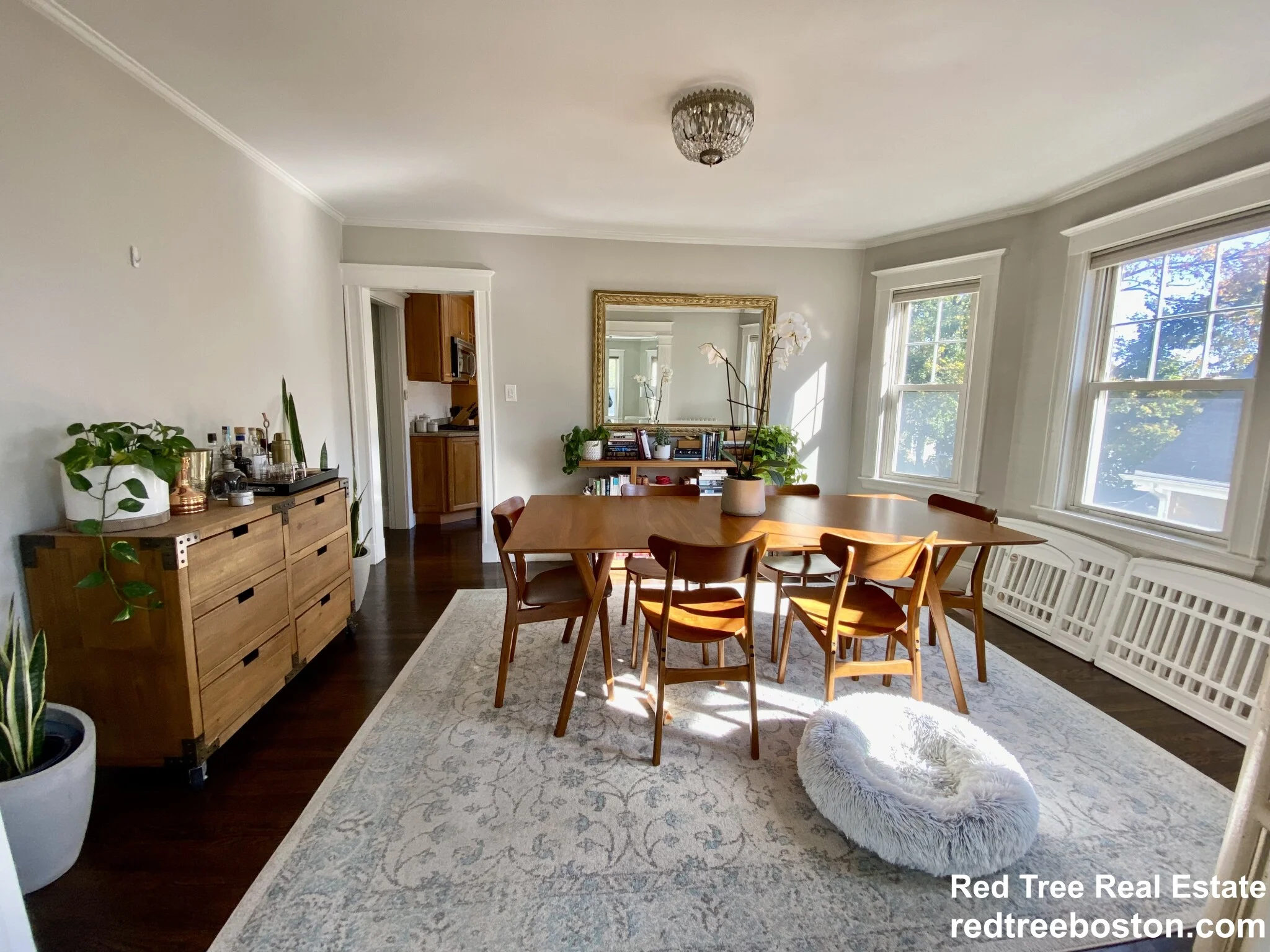 99 Farquhar St, Roslindale