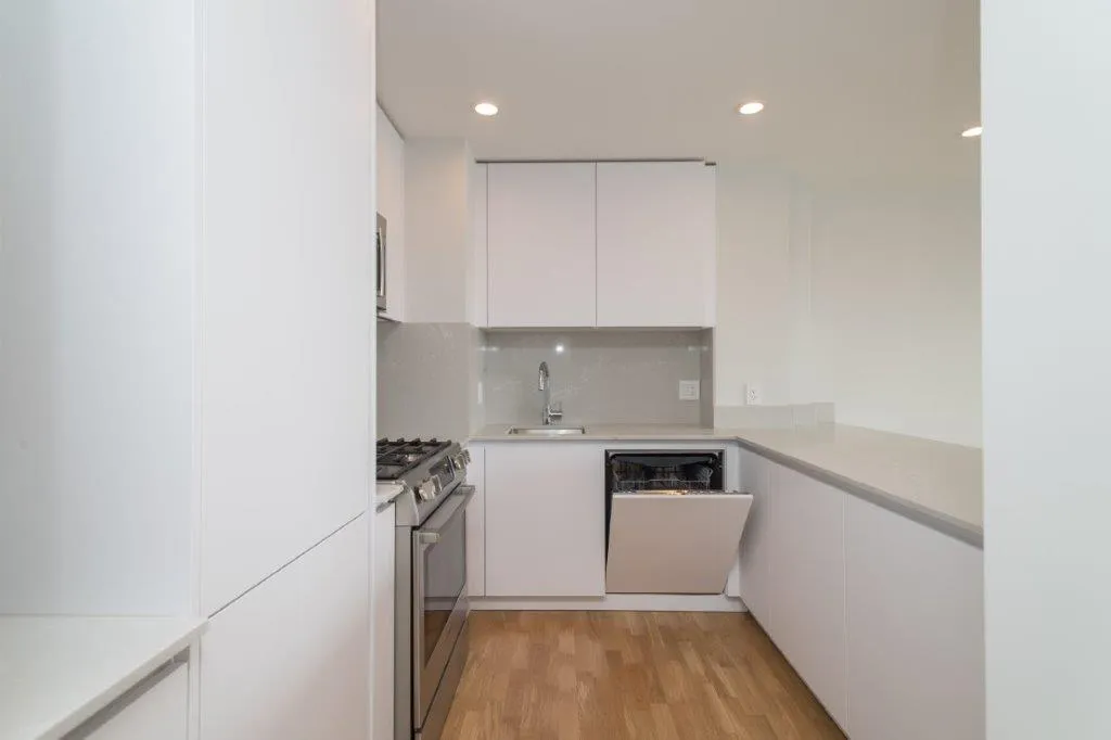 1410 Columbia Rd, South Boston