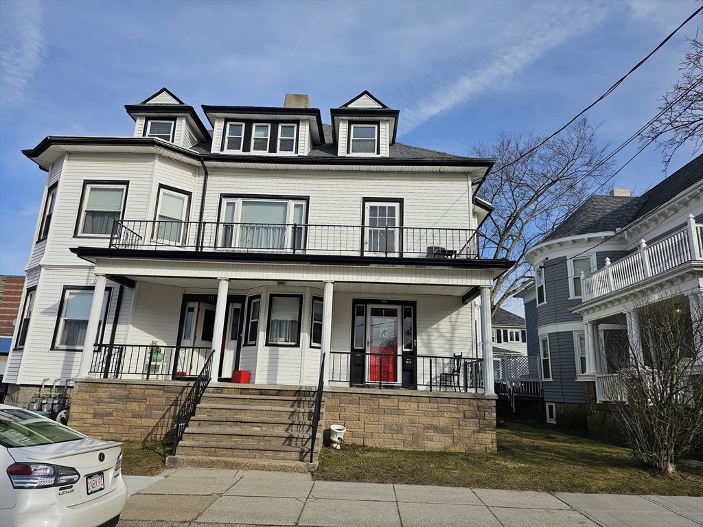 309 Madison St, Fall River