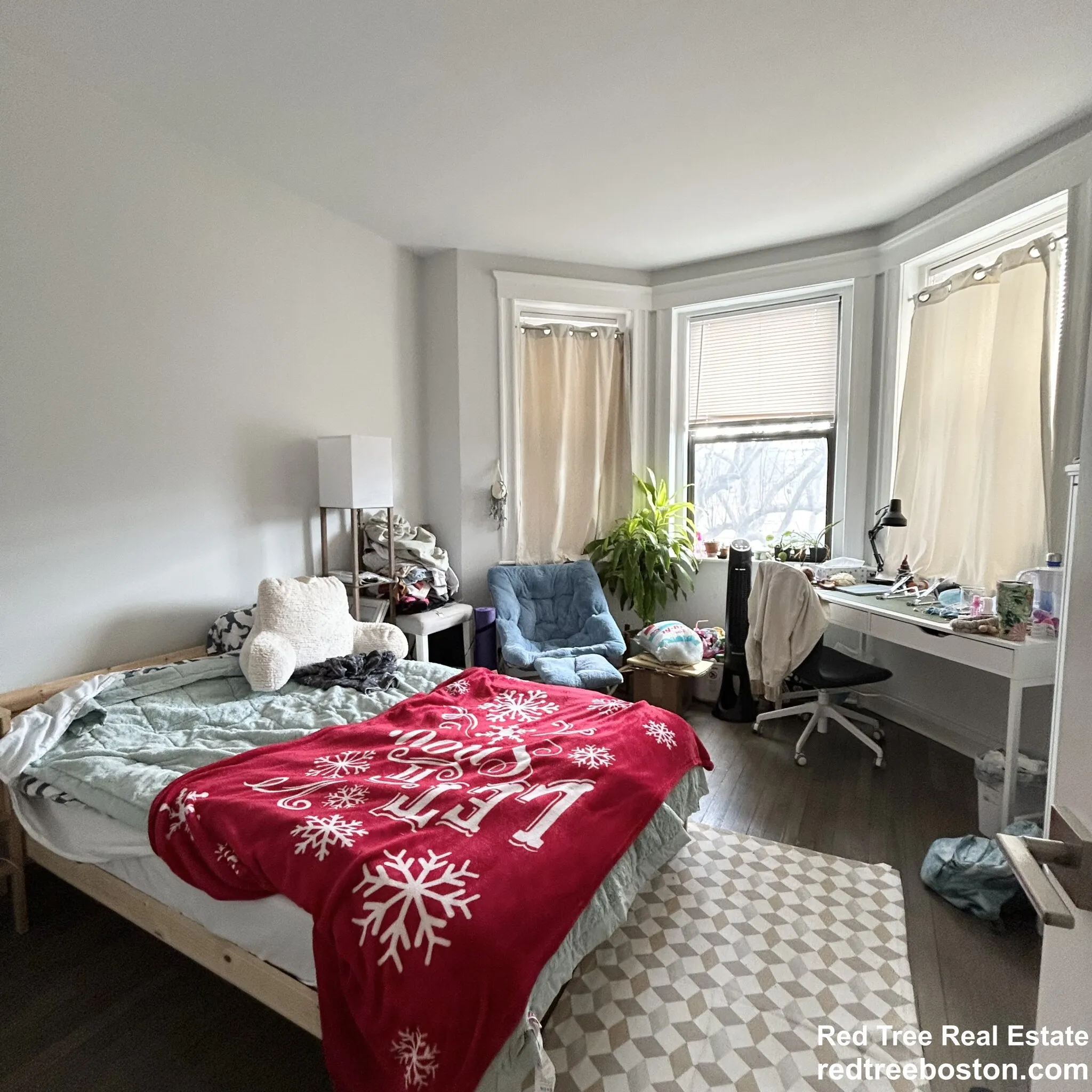 81 Park Dr, Fenway