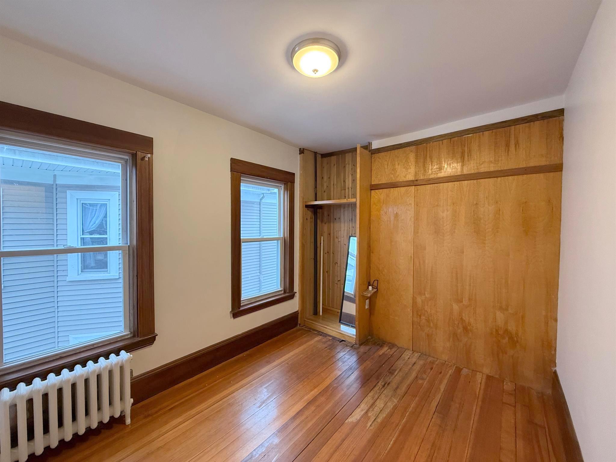 50 Simpson Ave, Tufts