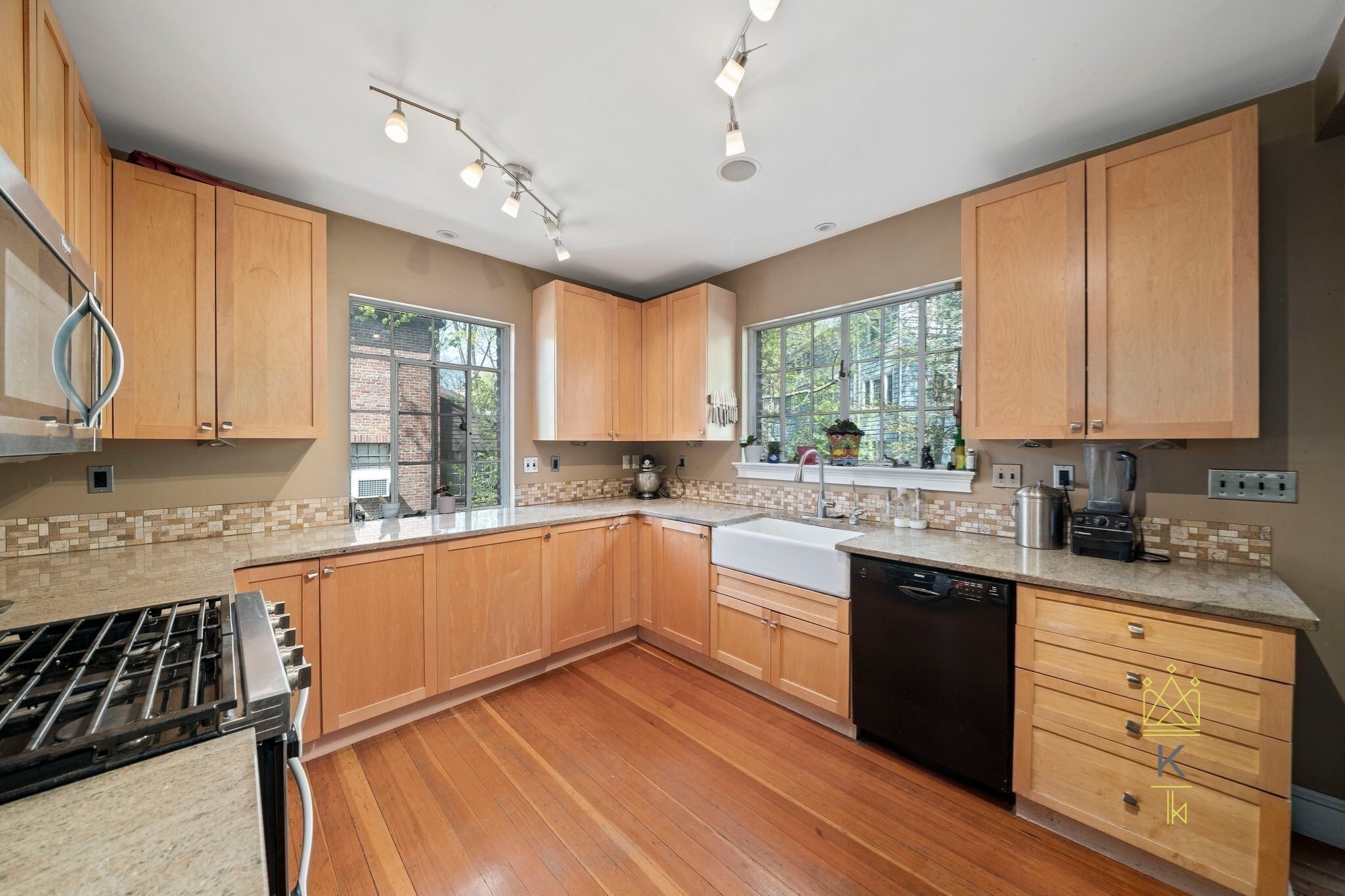 56 West Boulevard Rd, Newton Centre