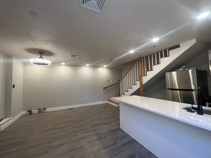 28 Otis St, East Somerville