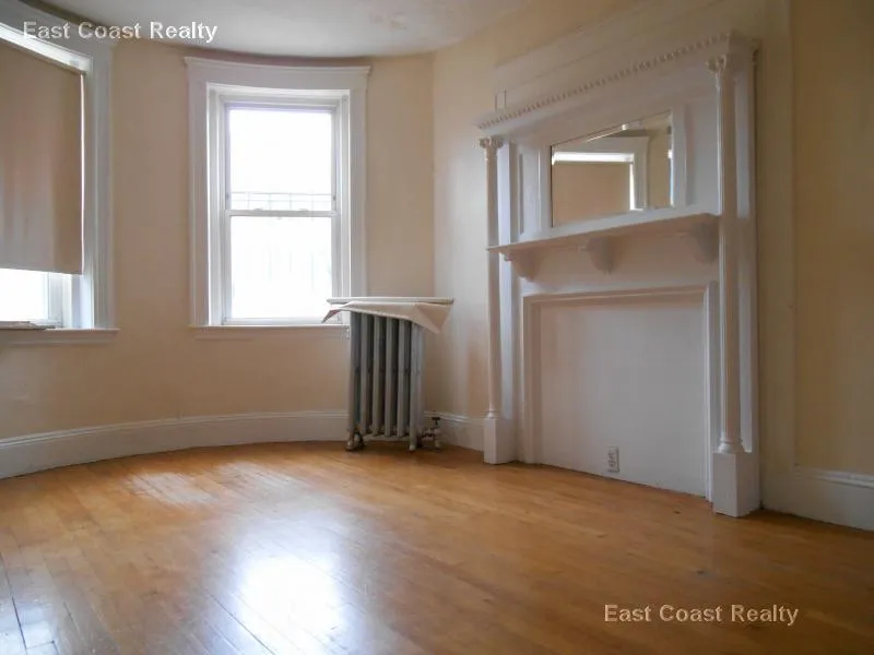 1367 Commonwealth Ave, Allston