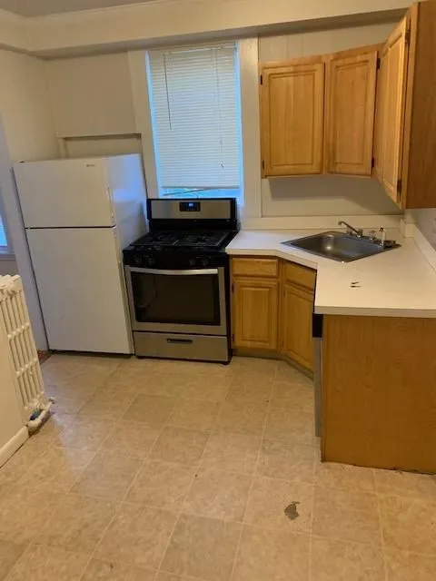 159 Grandview Ave, Wollaston