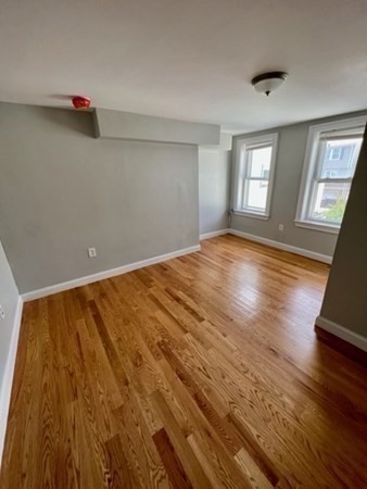 221 W 2nd St, South Boston