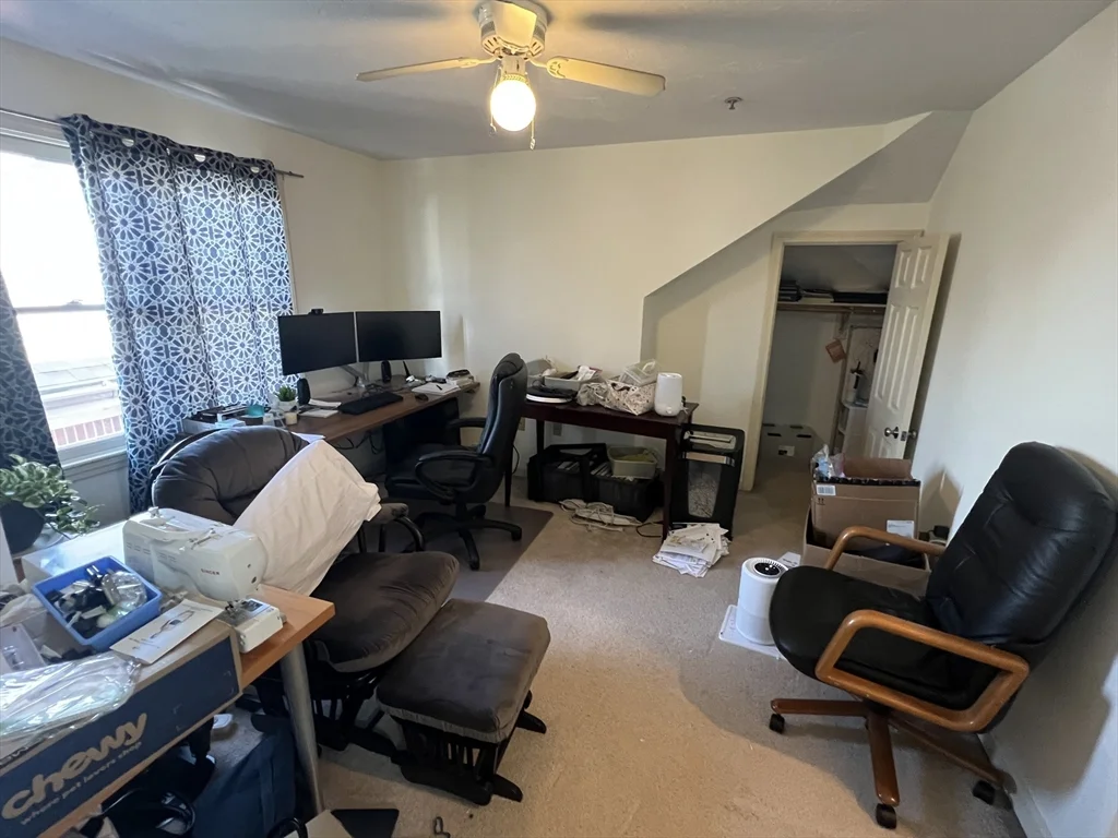 33 Lenglen Rd, Newton