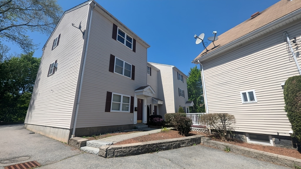 11 Endicott, Peabody