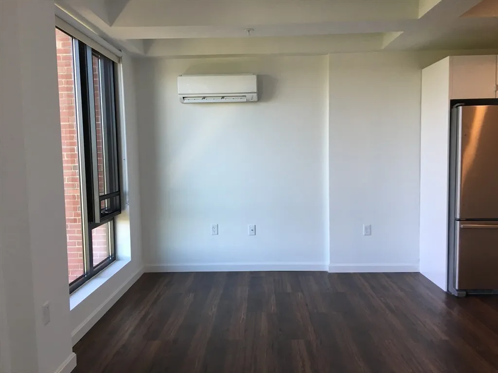 70 Parker Hill Ave, Mission Hill