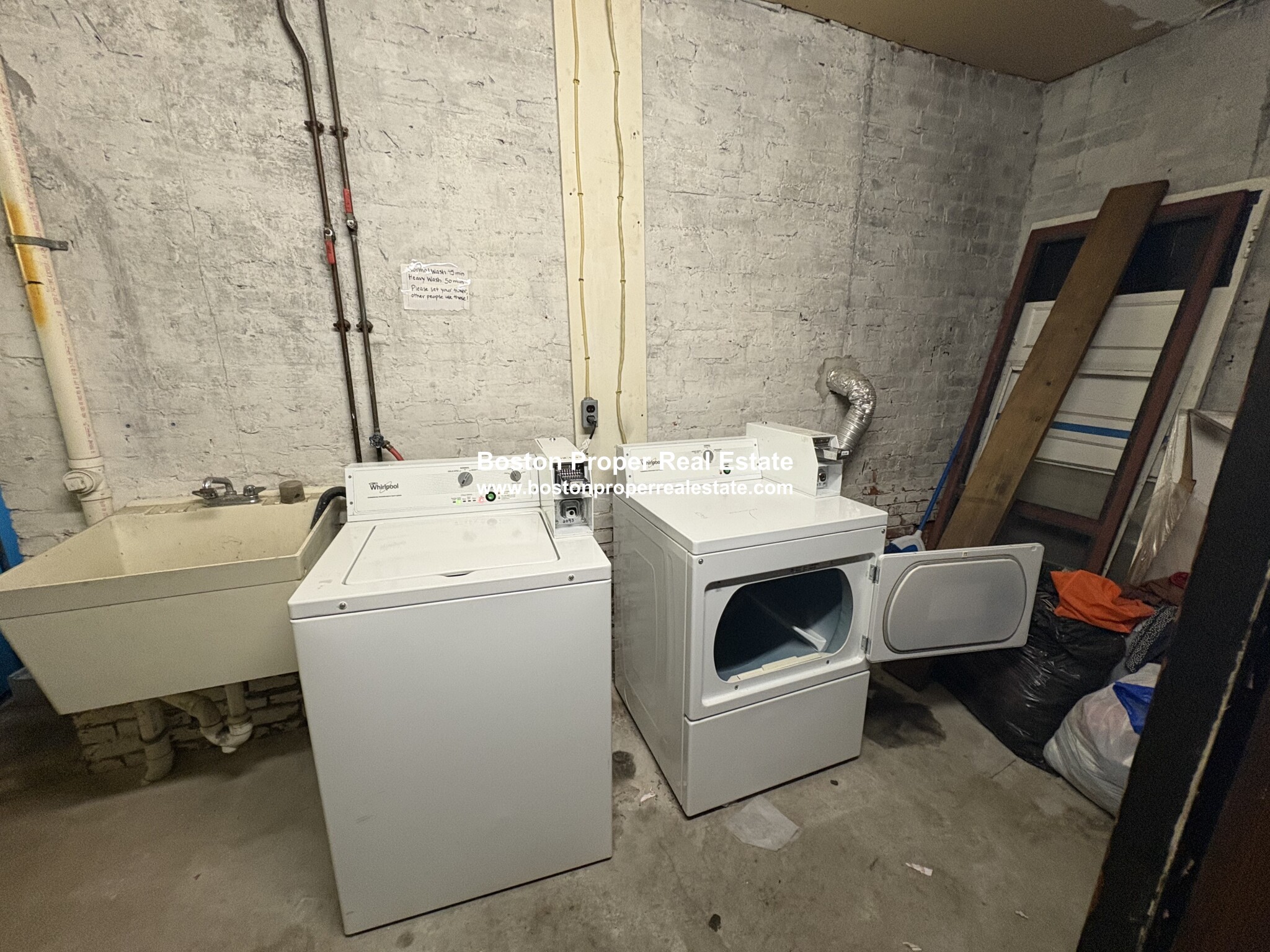 1911 Beacon St, Brookline