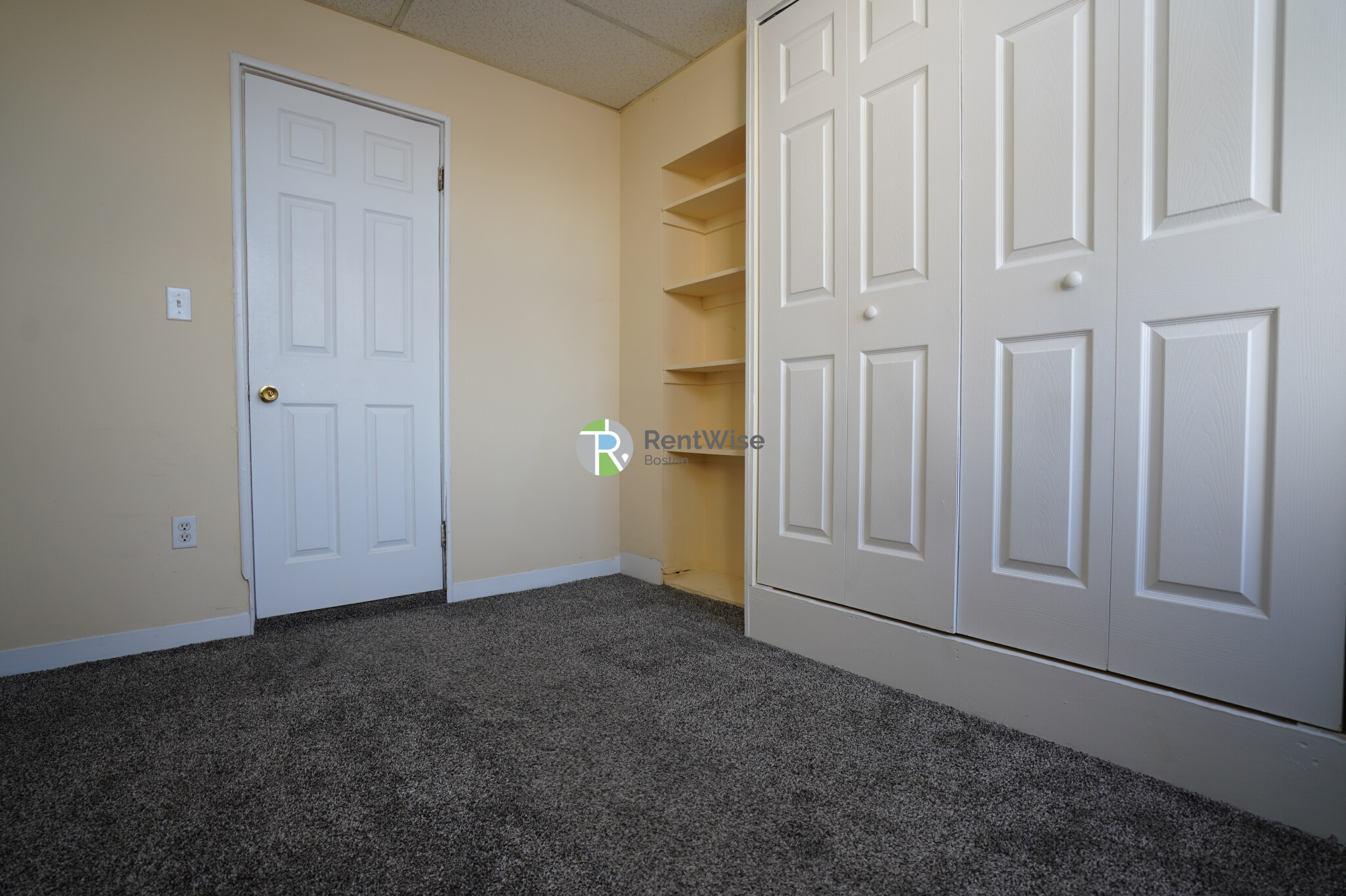 50 Park Vale Ave, Allston