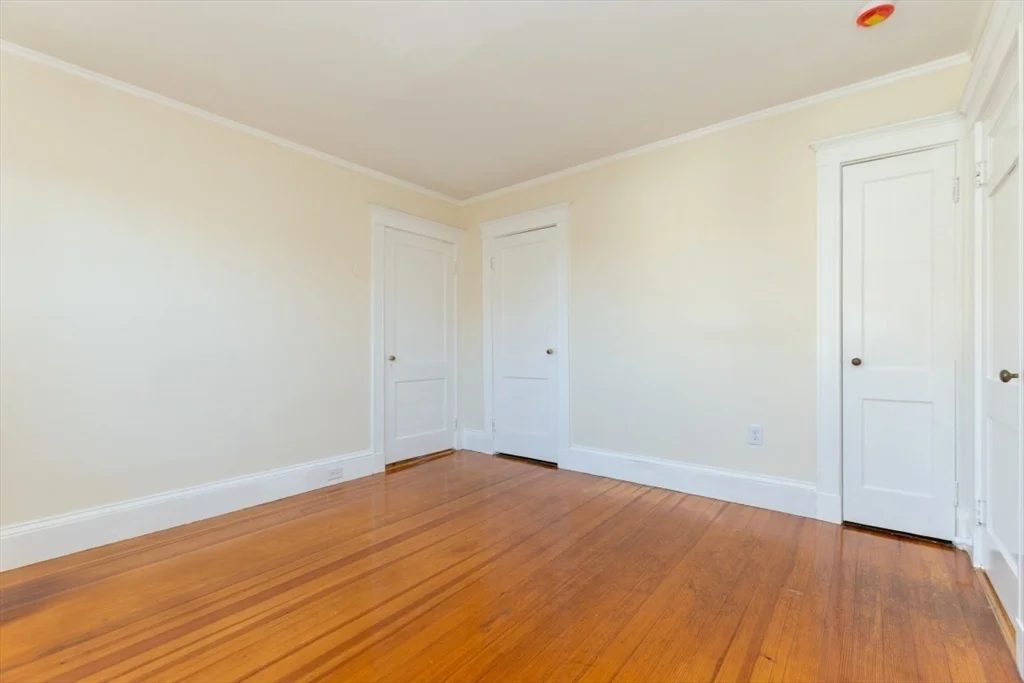 81 Cushing Ave, Belmont