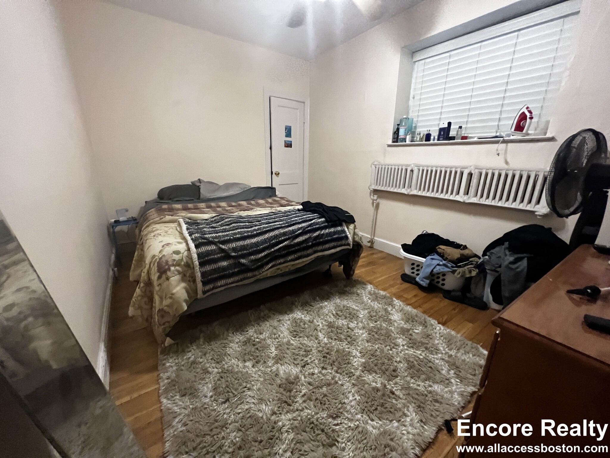 1555 Beacon St, Brookline