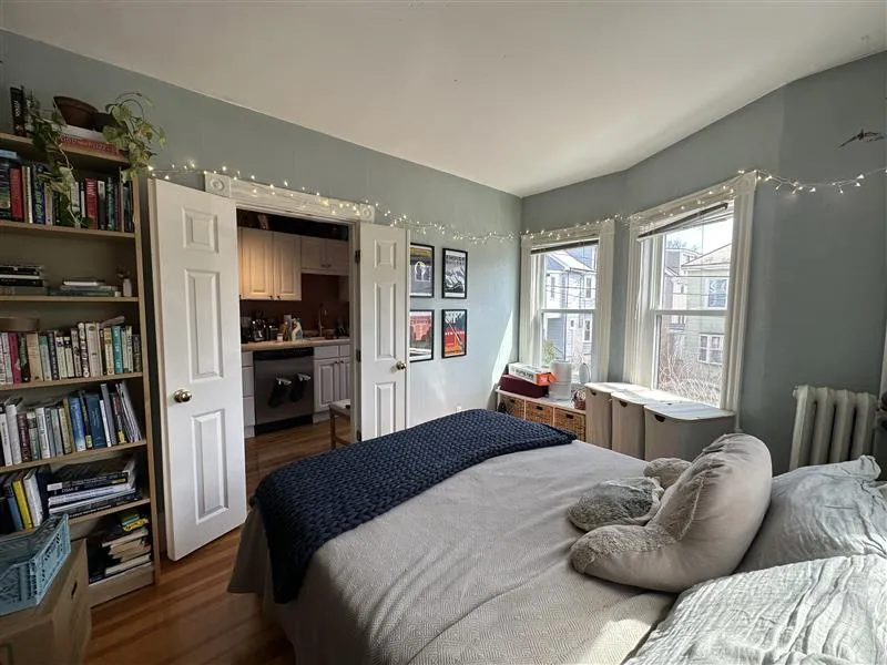 111 Woodstock St, West Somerville