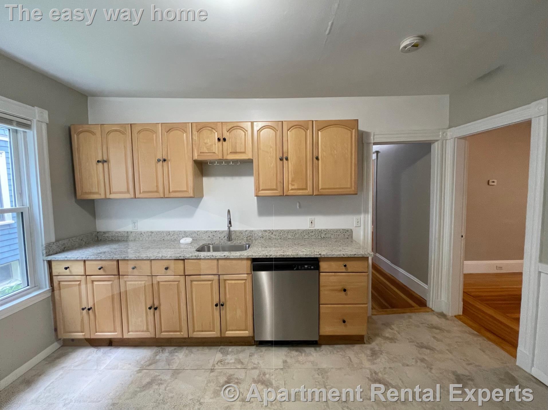 10 Cambridge Terr, Porter Square