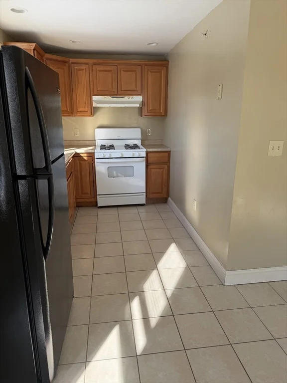 52 Floral St, Taunton