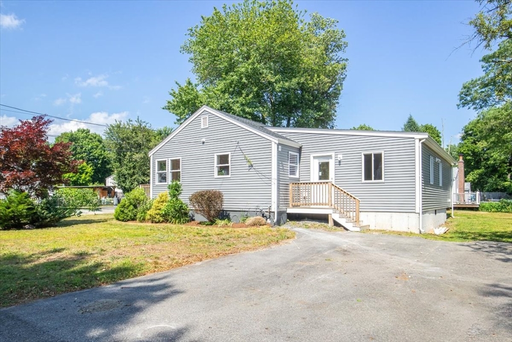 3 Cummings Cir, Randolph