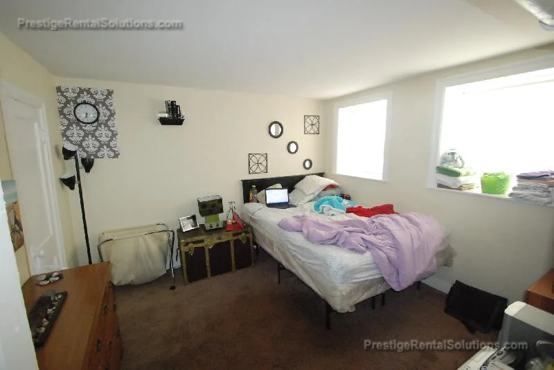 35 Gardner St, Allston