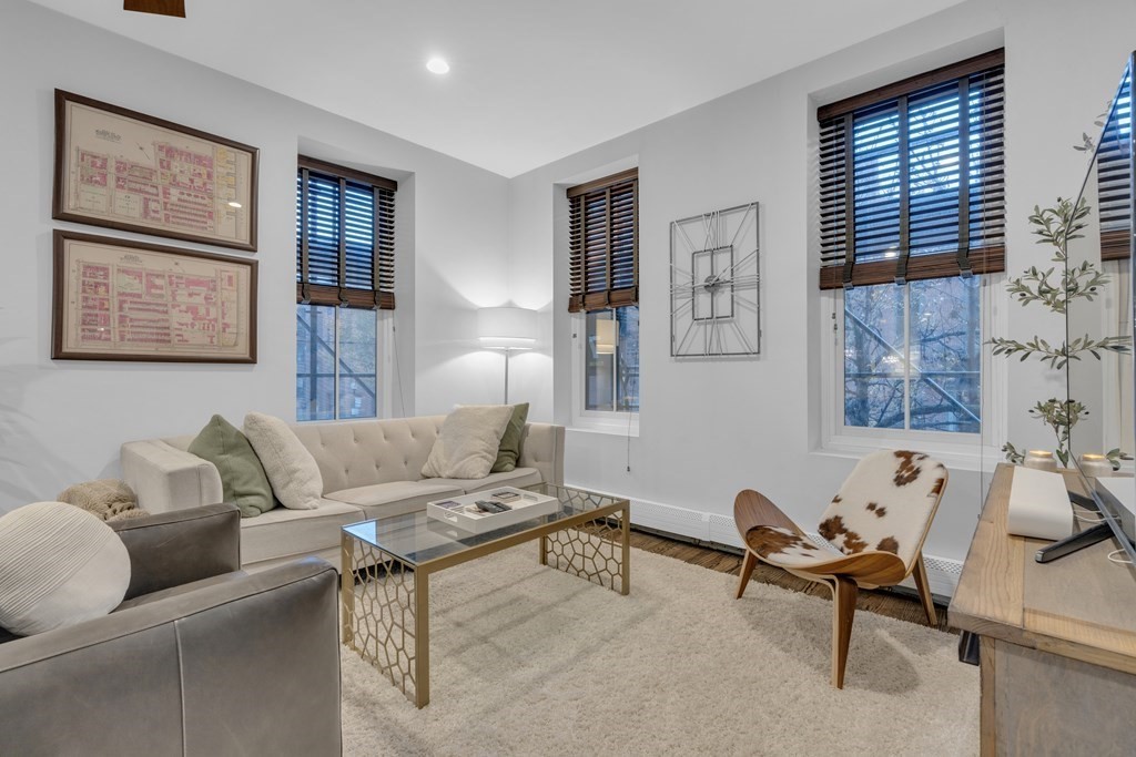 30-34 E Concord St, Boston