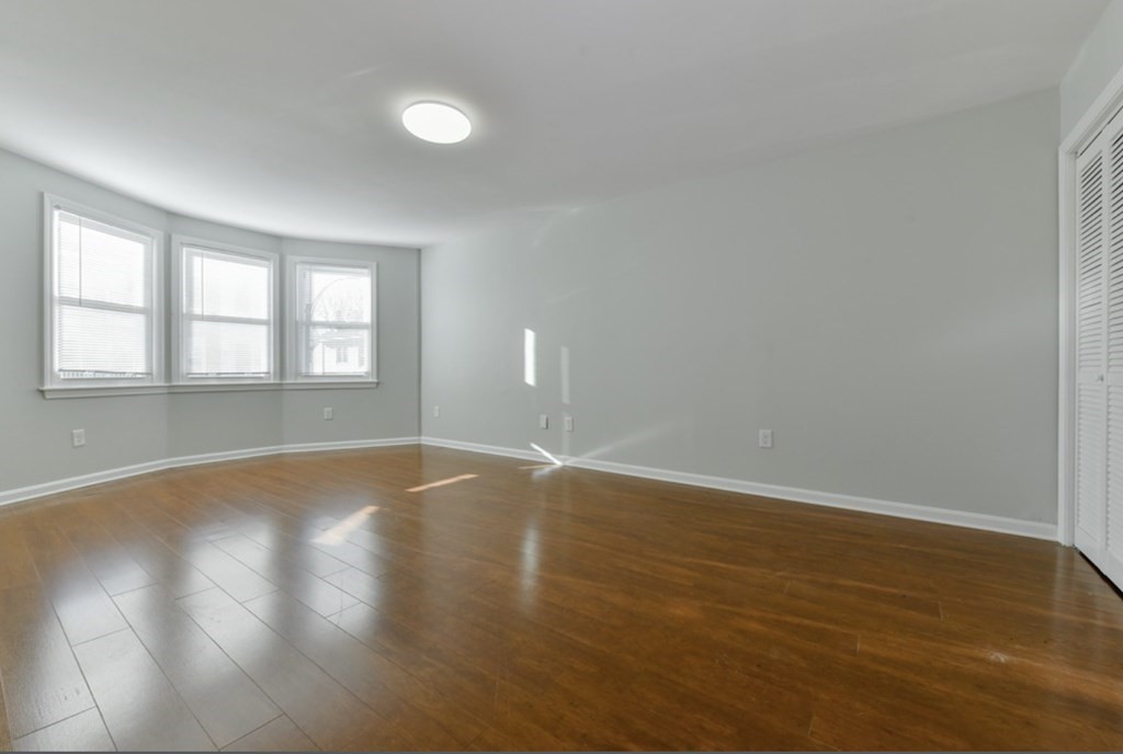 19 Fuller St, Dorchester