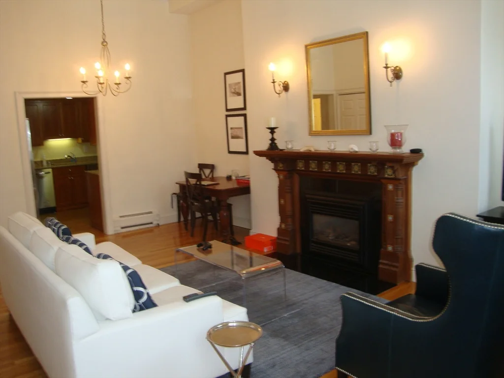 271 Beacon, Back Bay