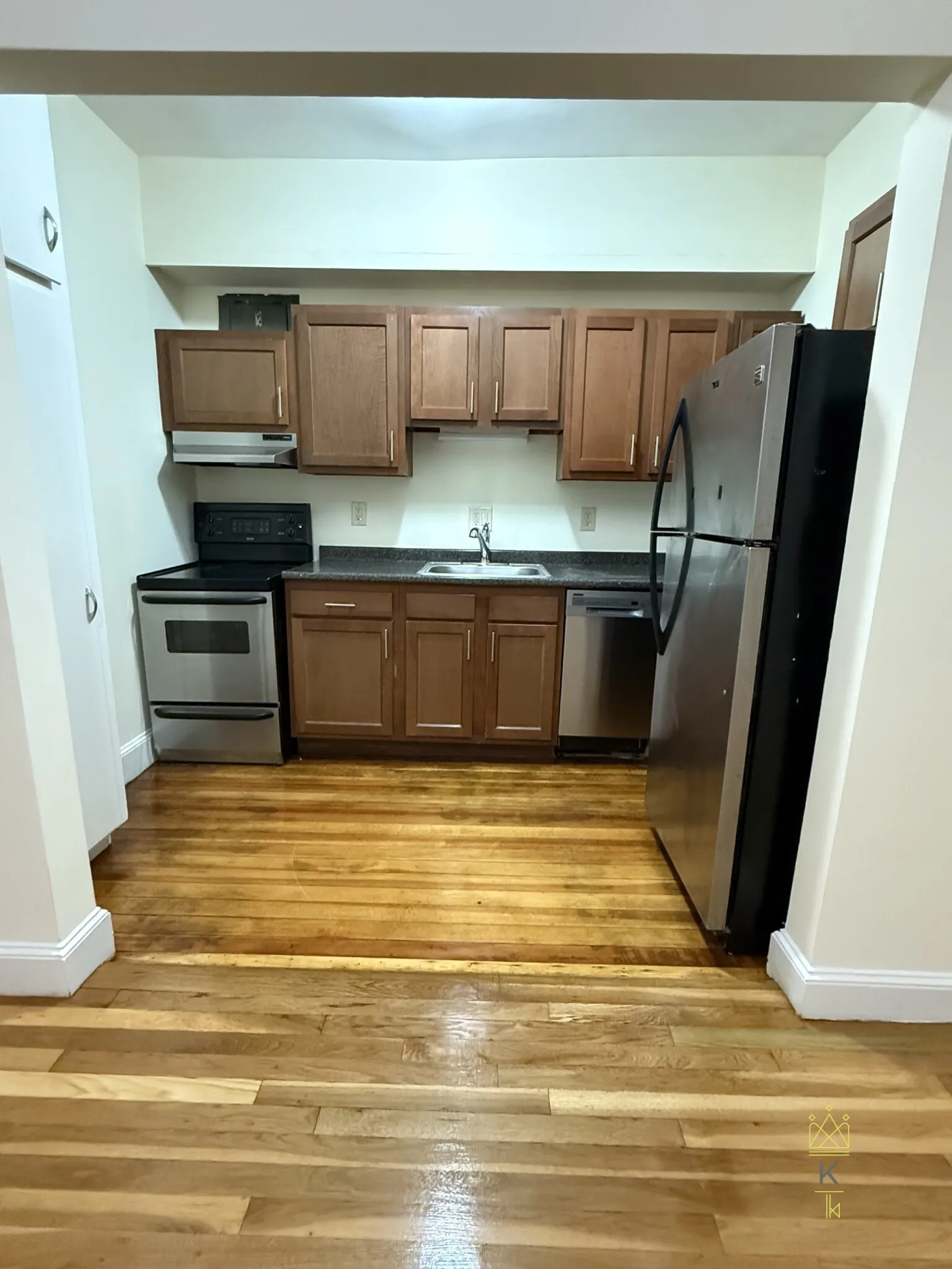 181 Winthrop Rd, Aspinwall Hill