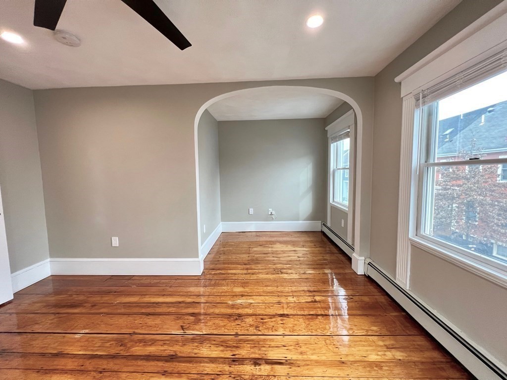 58 Pearl St, Charlestown