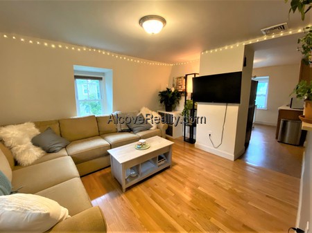 2 bed, 1 bath apartment for rent at 1 Mead St Unit 3, Davis Square