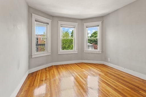 4 bed, 1.5 bath apartment for rent at 9 Bailey St Unit 3, Dorchester — photo 6 of 12