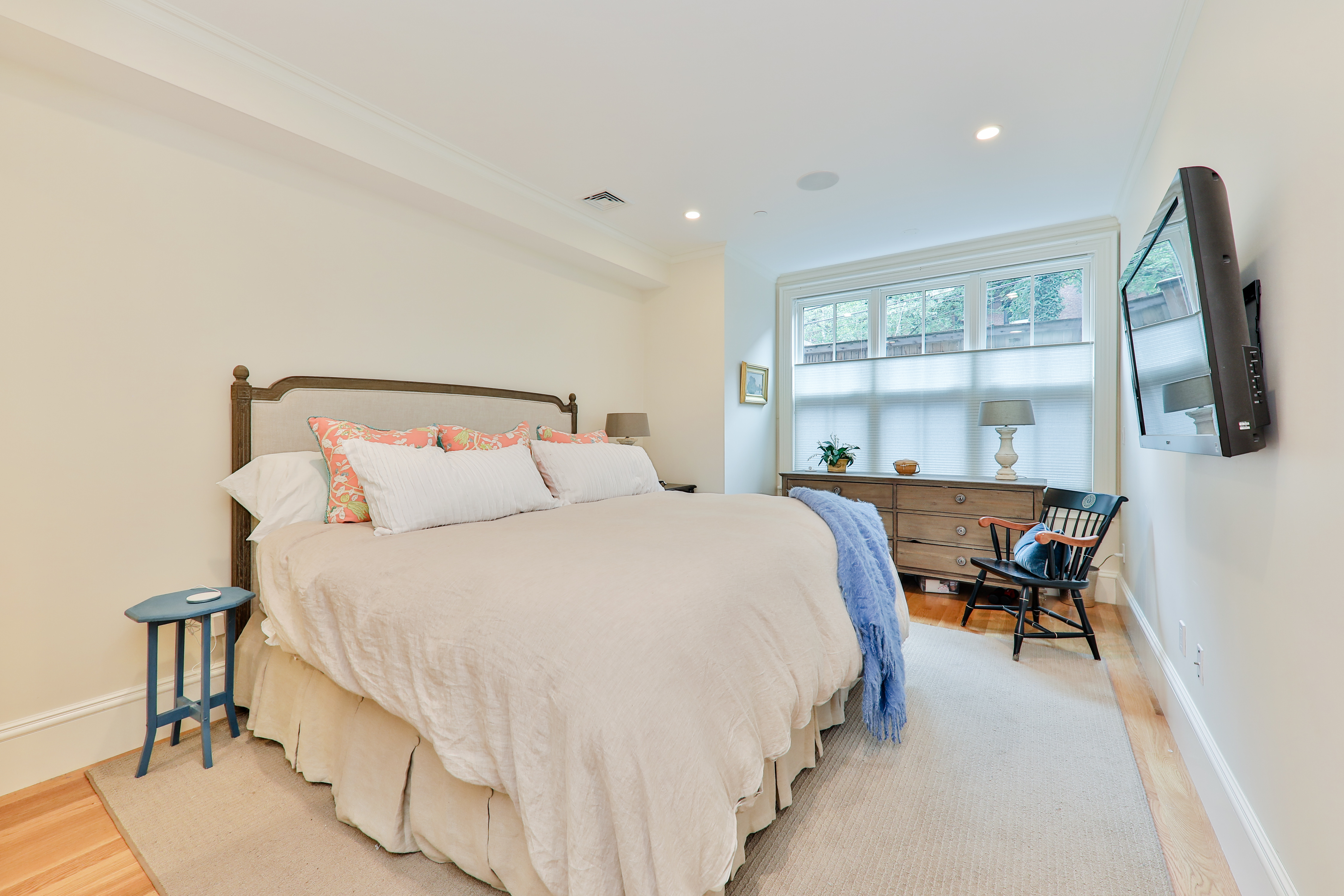2 bed, 2.5 bath apartment for rent at 142 West Concord St Unit 1, South End — photo 12 of 16