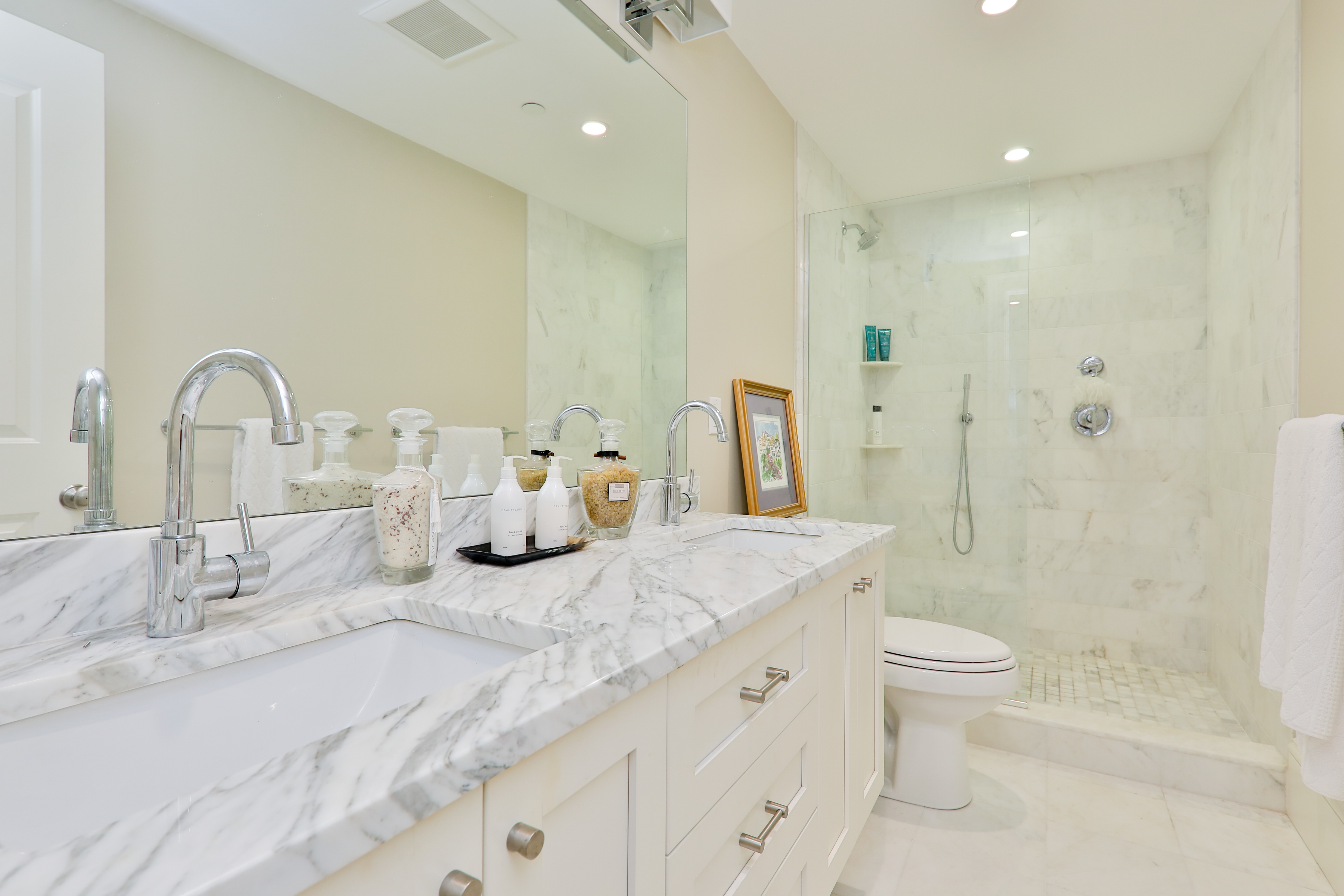 2 bed, 2.5 bath apartment for rent at 142 West Concord St Unit 1, South End — photo 13 of 16