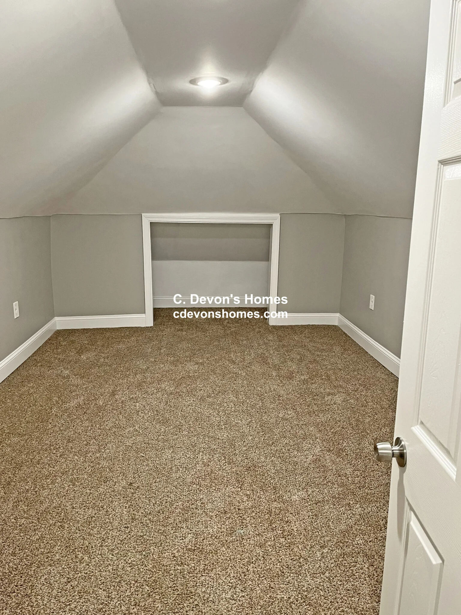 35 Burchstead Pl, Lynn