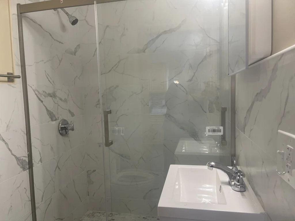 1002 River St, Hyde Park