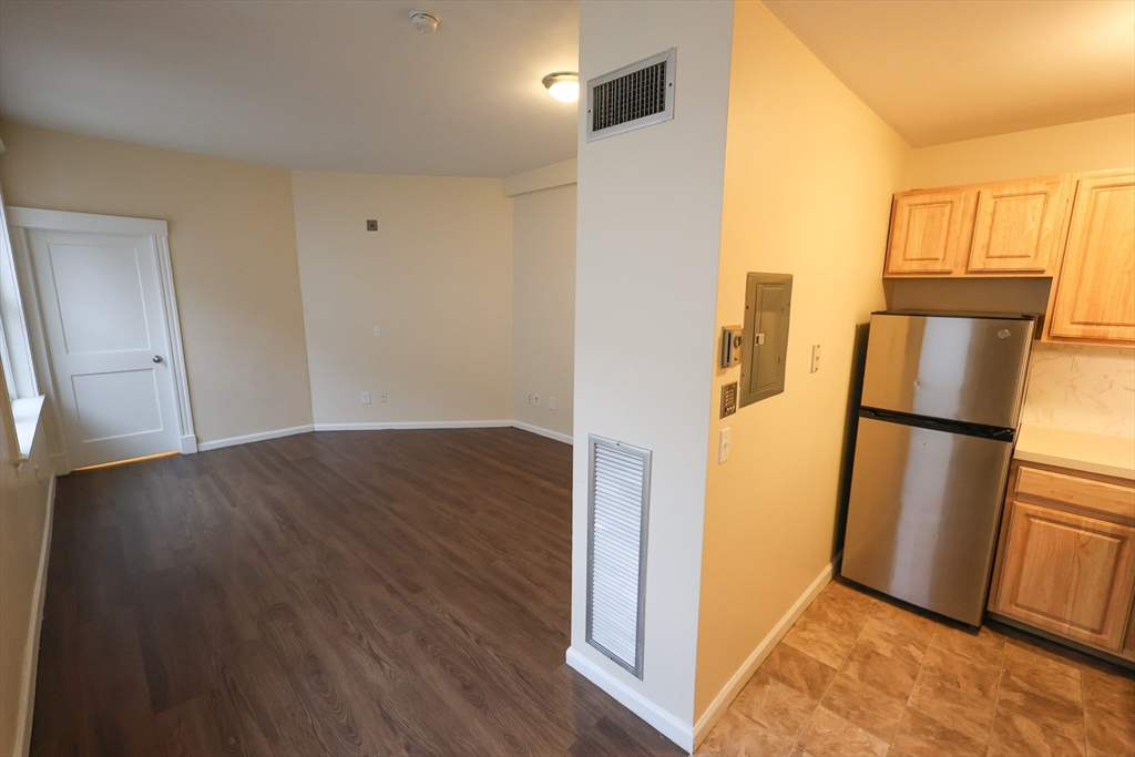 706 Huntington Ave, Mission Hill