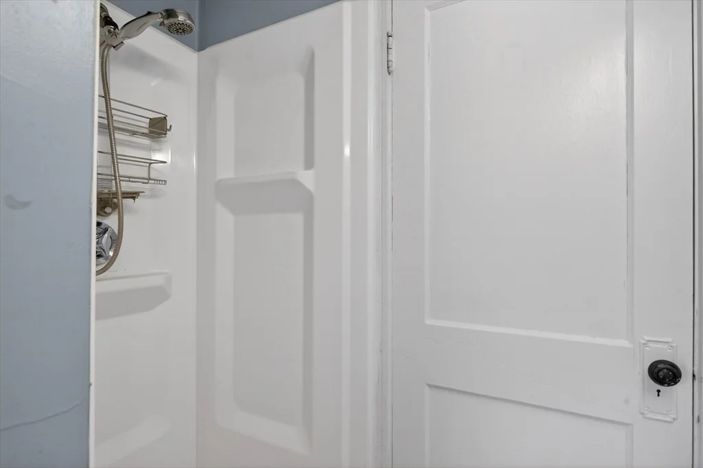 306 Edge Hill Rd, Milton