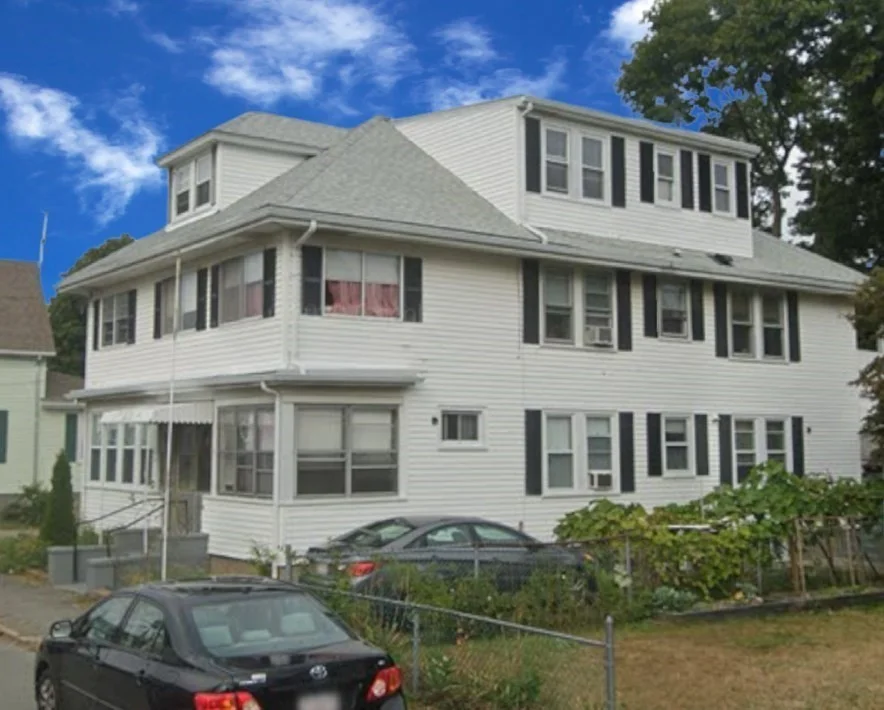 11 Beacon St, Quincy