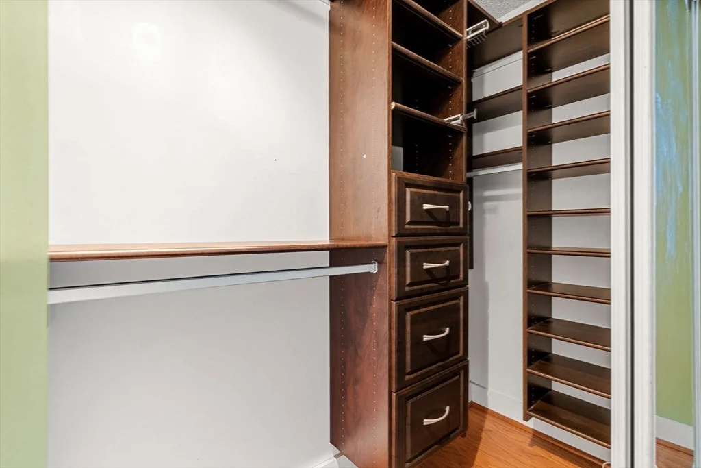 15 North Beacon St, Allston