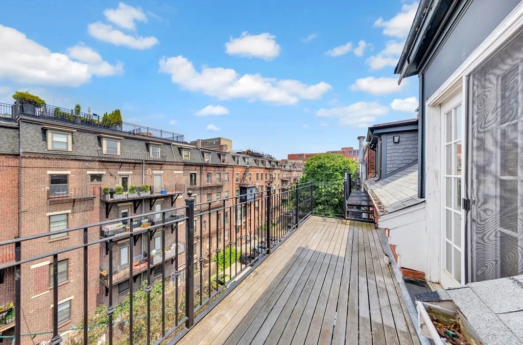 32 East Springfield St, South End