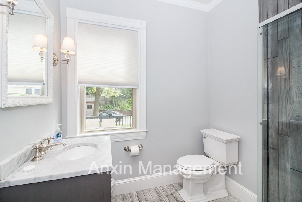 33 Mapleton St, Brighton